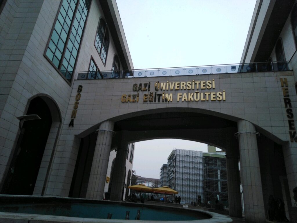 gazi üniversitesi rehber